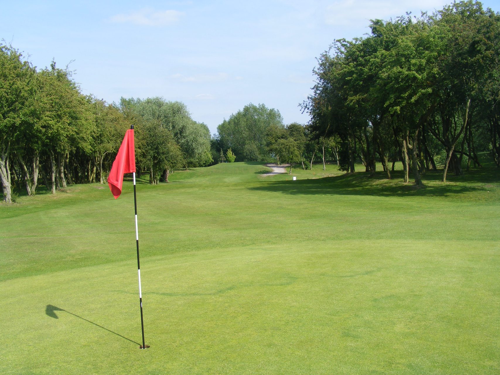 RADCLIFFEONTRENT GOLF CLUB